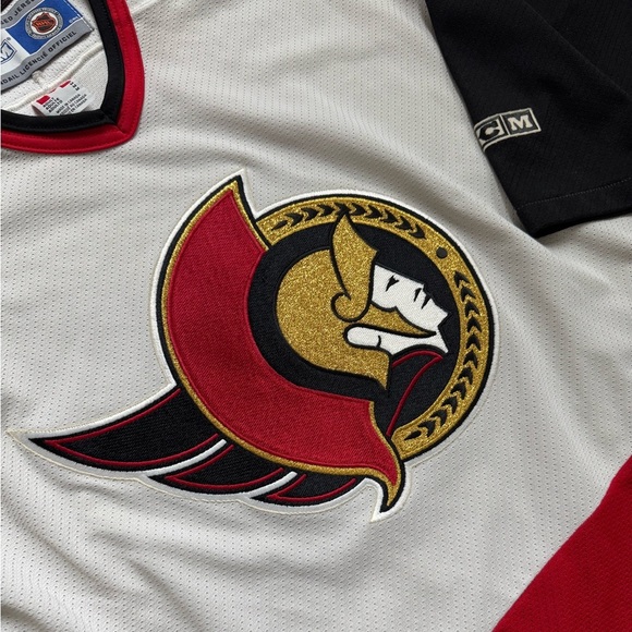 CCM NHL Ottawa Senators Embroidered Vintage 90s Hockey Jersey - Size M - Picture 3 of 15